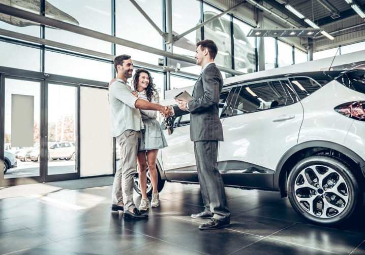 Les automobilistes Français placent la relation humaine au cœur de leur décision d'achat