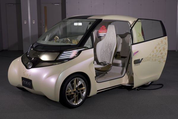 Première mondiale à Tokyo pour le concept de petite voiture électrique Toyota