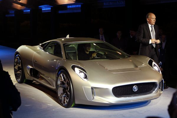 Jaguar célèbre ses 75 ans avec le concept Jaguar C-X75