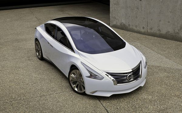 Nissan dévoile le concept hybride Ellure au salon de Los Angeles