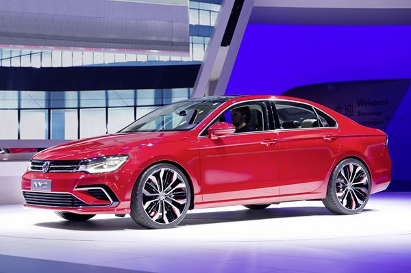 Un concept-car de coupé quatre portes Volkswagen à Pékin