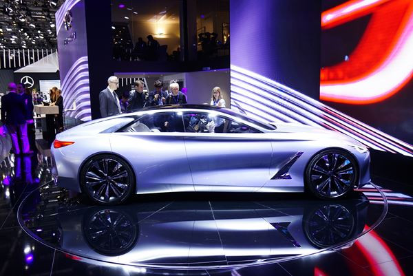 Le concept Q80 Inspiration adopte des proportions peu conventionnelles