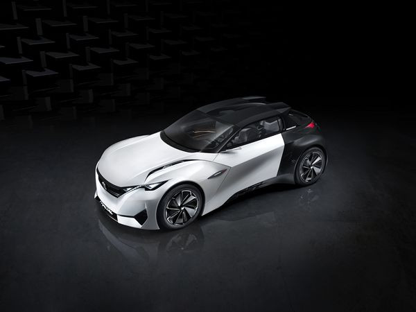 Le concept de coupé électrique Peugeot Fractal adopte une signature sonore