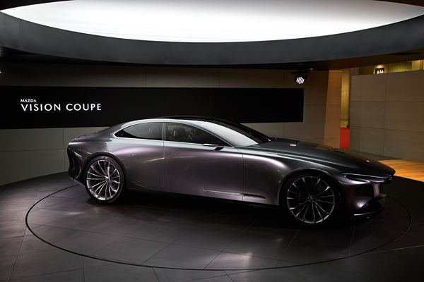 Le Mazda Vision Coupe affiche une esthétique japonaise minimaliste