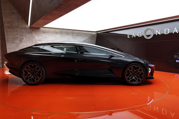 Lagonda Vision Concept: un concept de berline de luxe électrique futuriste