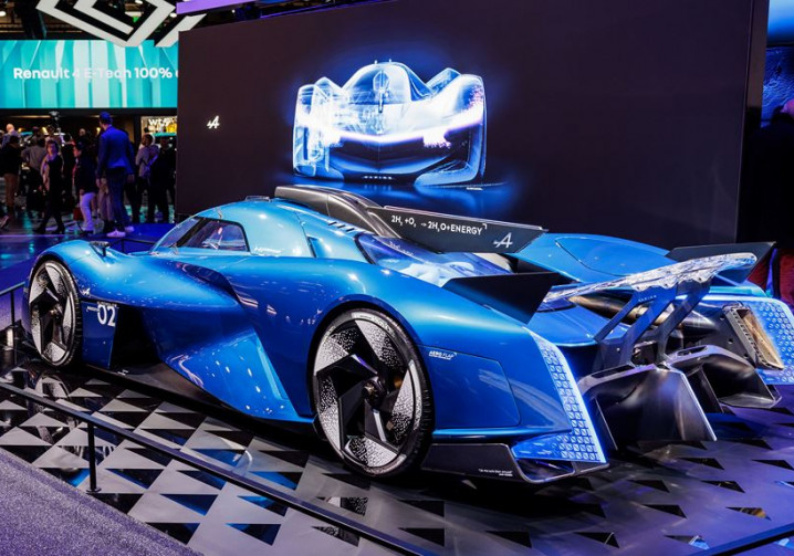Le prototype Alpine Alpenglow Hy6 embarque un moteur thermique V6 alimenté à l'hydrogène
