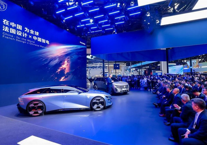 Le Concept 6 de Peugeot exprime la vision d'une grande berline de nouvelle génération
