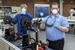 Volkswagen produit des masques de protection en utilisant l'impression 3D