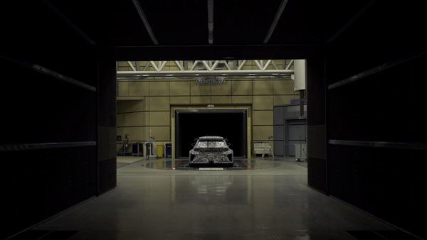 La Cupra Leon fait face à des vents allant jusqu'à 300 km/h en soufflerie