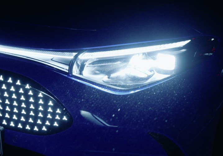 Le centre d'essais d'éclairage de Mercedes-Benz permet de tester les systèmes de phares