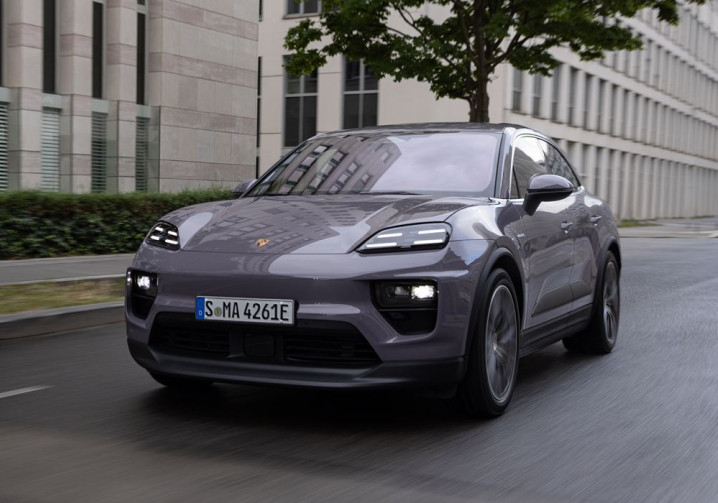 Porsche a livré 279 449 véhicules de sport dans le monde en 2025