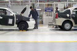 Une production automobile mondiale de 82,7 millions de véhicules en 2012