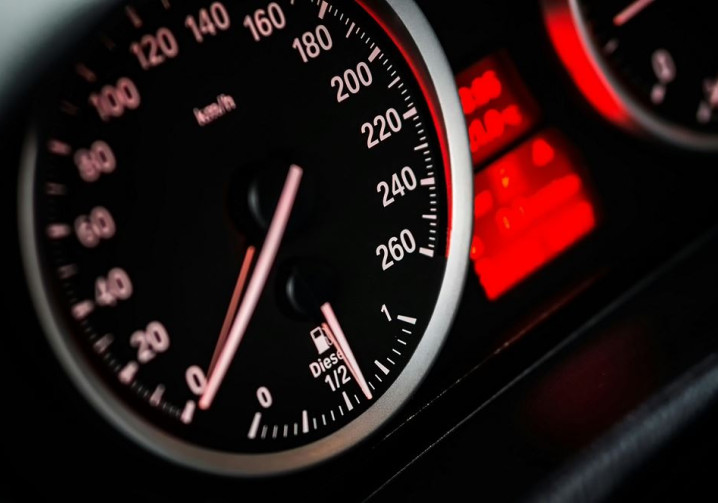 La fraude au compteur kilométrique coûterait plus de 1,15 milliard d'euros par an aux consommateurs français