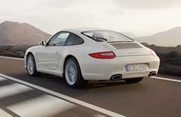 6,7 litres aux 100 kilomètres en Porsche 911 Carrera !