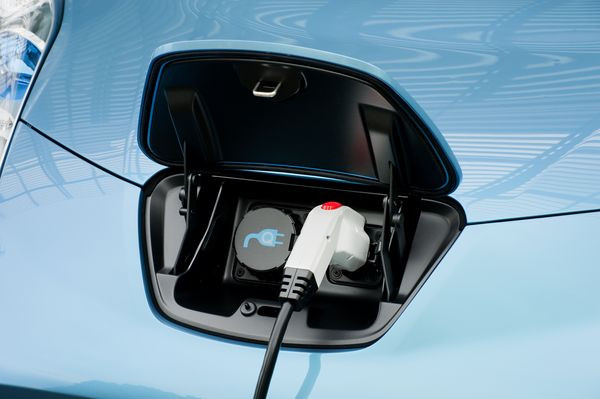 La demande mondiale en véhicules électriques représenterait 350 000 véhicules par an