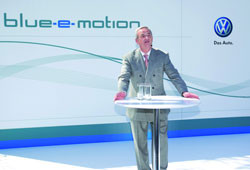 Volkswagen présente son organisation mondiale de recherche sur la mobilité électrique