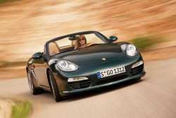 Porsche développe trois prototypes de Porsche Boxster électriques