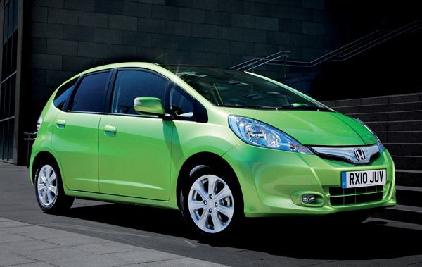 Honda présente sa première citadine hybride