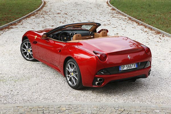 La Ferrari California se met au Stop&Start