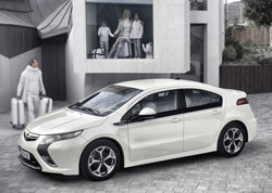 La version de série de l'Opel Ampera électrique à Genève