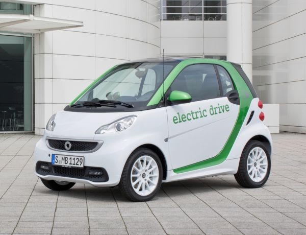 La nouvelle Smart Fortwo électrique commercialisée au printemps 2012