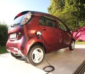 Quelle est l’autonomie d’une voiture électrique urbaine ?