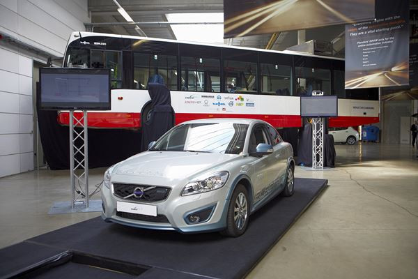 La recharge sans fil de véhicules électriques semble parfaitement réalisable