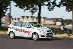 Une flotte de Ford C-Max Energi hybrides rechargeables en phase de test en Europe