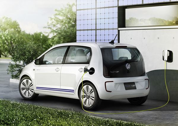 Une étude de petite citadine hybride diesel rechargeable Volkswagen économe en carburant