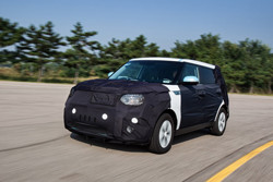 Le Kia Soul EV tout électrique revendique une autonomie de plus de 200 km