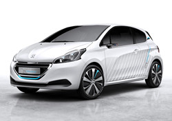Le démonstrateur technologique Peugeot 208 HYbrid Air 2L vise 2,0 l/100 km