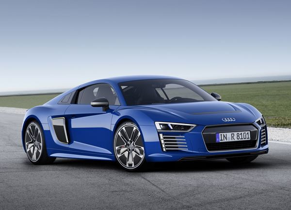 L'Audi R8 e-tron électrique revendique une autonomie de 450 km