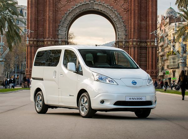 Le Nissan Evalia e-NV200 électrique se décline en version sept places