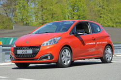 La Peugeot 208 1.6L BlueHDi 100 S&S établit un record de consommation avec 2 litres aux 100 km