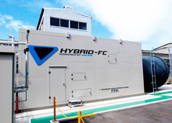 Un générateur hybride combinant pile à combustible et micro-turbine à gaz en test