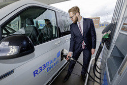 Le carburant renouvelable R33 BlueDiesel réduit les émissions de CO2