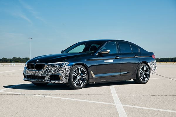 Le prototype électrique BMW Power BEV débite plus de 720 ch