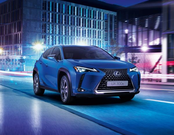 Le Lexus UX adopte une chaîne de traction électrique à batterie
