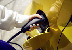 Plus de 29 600 points de recharge électrique accessibles à tous en France