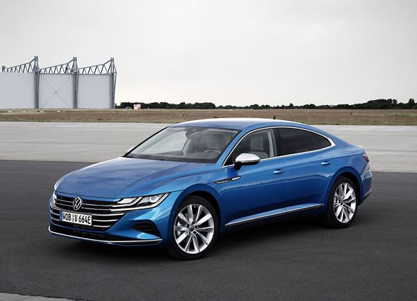 La Volkswagen Arteon adopte une motorisation hybride rechargeable