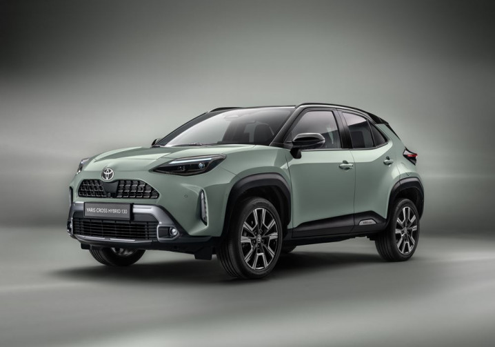 La Toyota Yaris Cross est la voiture la plus produite en France en 2024
