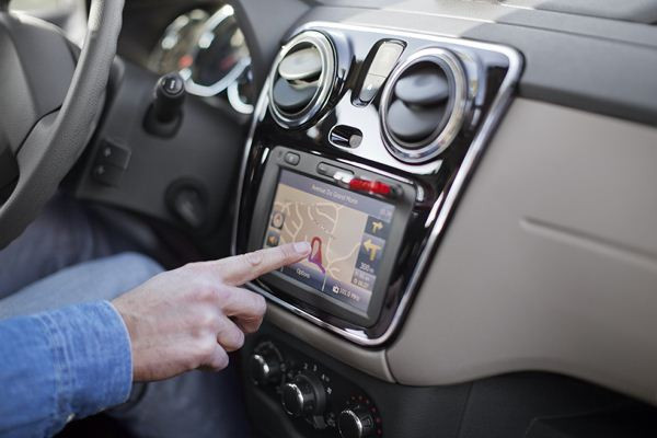 Un système de navigation multimédia à un prix inédit pour le Dacia Lodgy