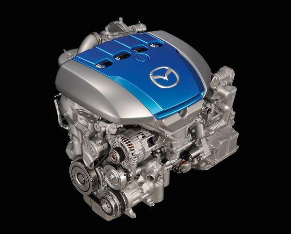Mazda présente la dernière génération de ses moteurs Skytech à Tokyo