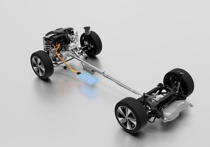 Une motorisation hybride 48 volts Mercedes capable de récupération d'énergie et de conduite électrique