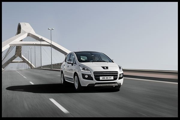 Peugeot lance la réservation de la première voiture Full Hybrid diesel au monde