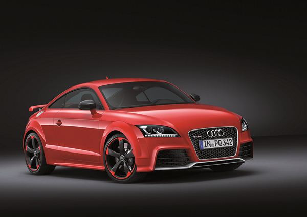 L'Audi TT RS plus s'offre un cinq cylindres de 360 chevaux