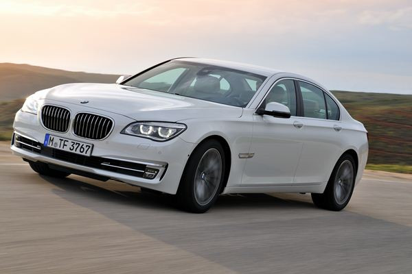 La routière grand luxe BMW Série 7 s'offre un restyling