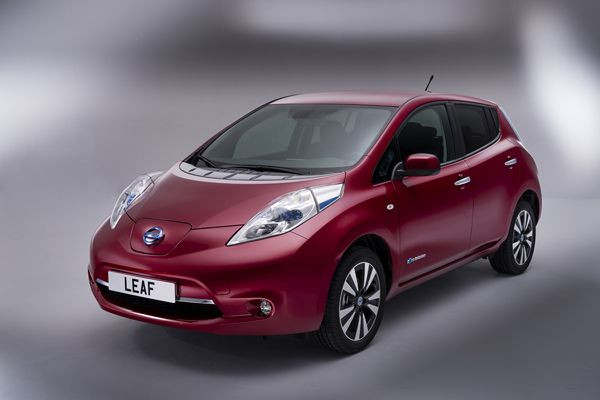 La Nissan Leaf électrique s’offre plus de 100 modifications fondées sur l'expérience client