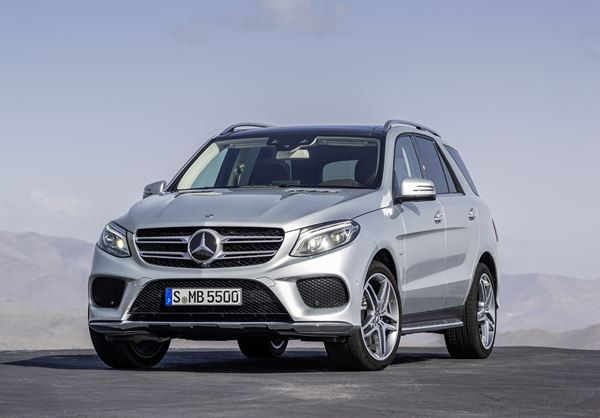 Le SUV haut de gamme Mercedes GLE en approche