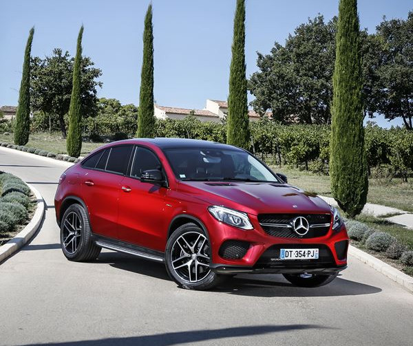 Le Mercedes GLE Coupé se distingue par ses gènes de SUV coupé sportif